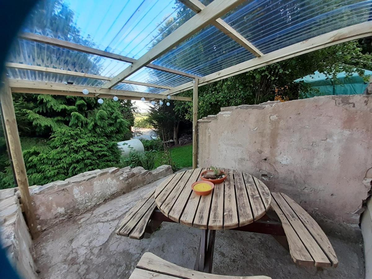 Oakdean Yurt Campismo de Luxo *